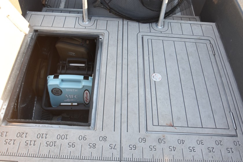 casting deck, centre console, boat, u dek, fly fishing boat, king tide, salt fly, nz